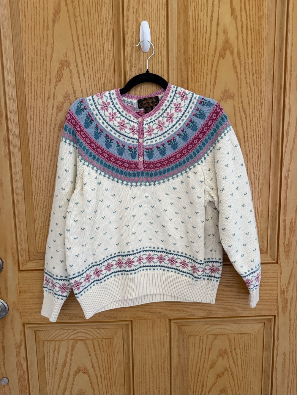 Vintage Eddie Bauer women’s sweater 100% cotton womens XL runs small like medium
